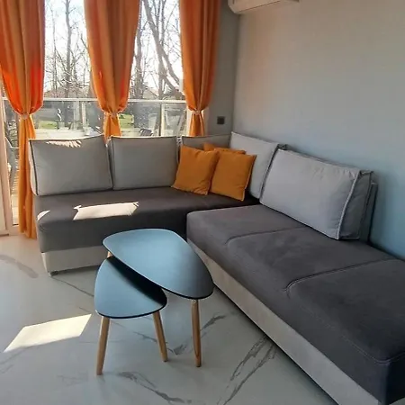 весела ваканция Apartment *