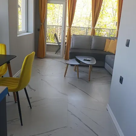 весела ваканция Apartment *